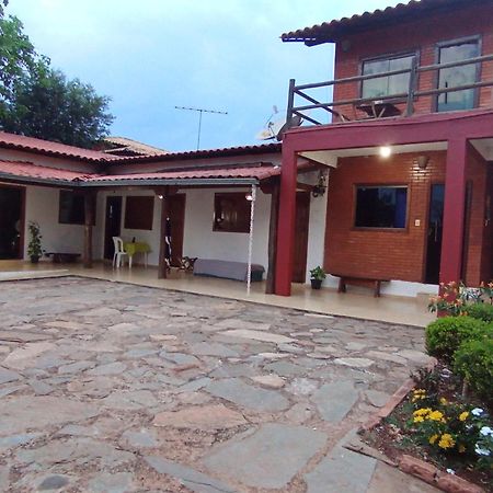 Pousada Central Santana Do Riacho Buitenkant foto