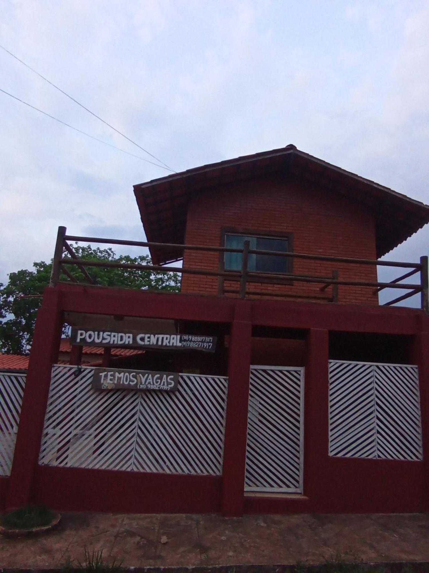 Pousada Central Santana Do Riacho Buitenkant foto